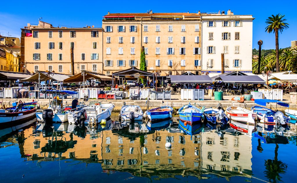 Le vieux port d'Ajaccio
